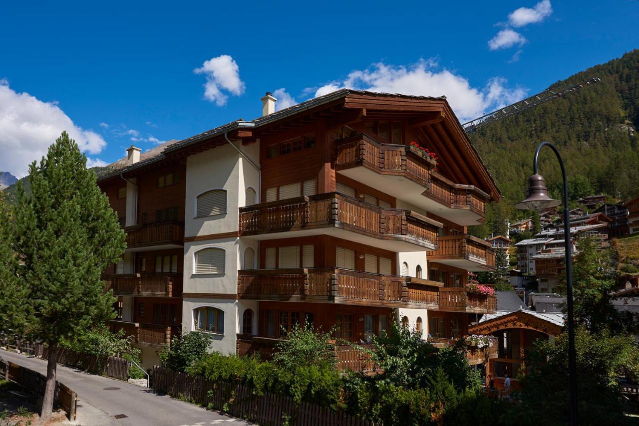 Haus Bor Apartamento Zermatt Exterior foto